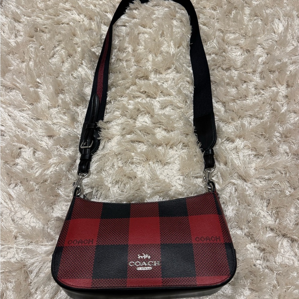 ✨NWOT Coach Buffalo Plaid Jes Baguette red and black leather crossbody bag ✨ - Picture 2 of 10
